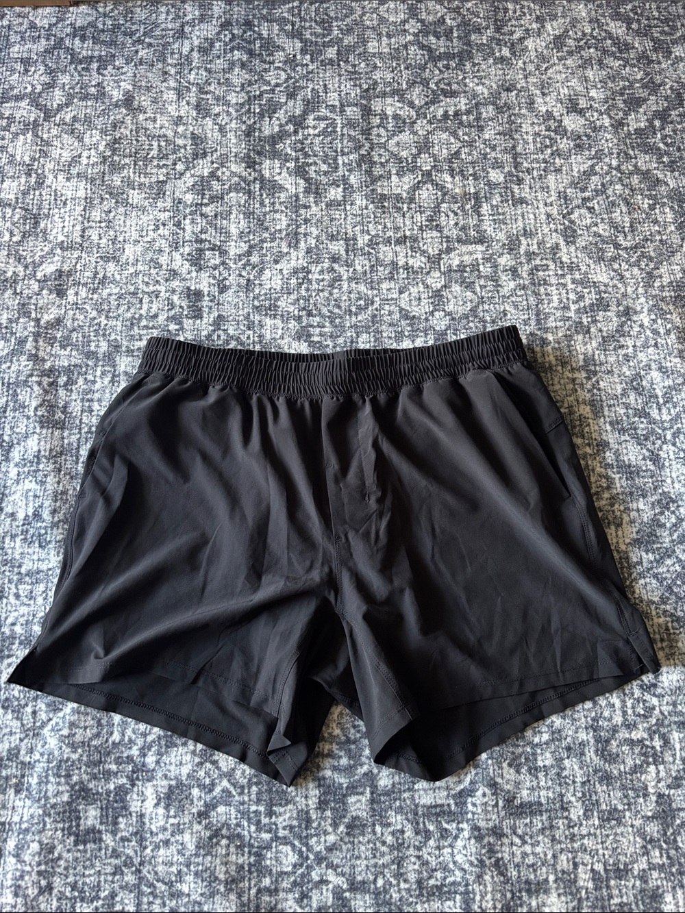 Shinesty Men’s The Anti-Bounce 5” Lined Athletic  Shorts - size large - black